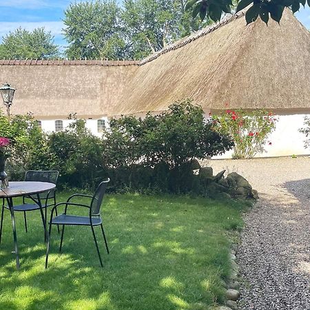 Holiday Home Varnaeshoved Обенро Екстериор снимка