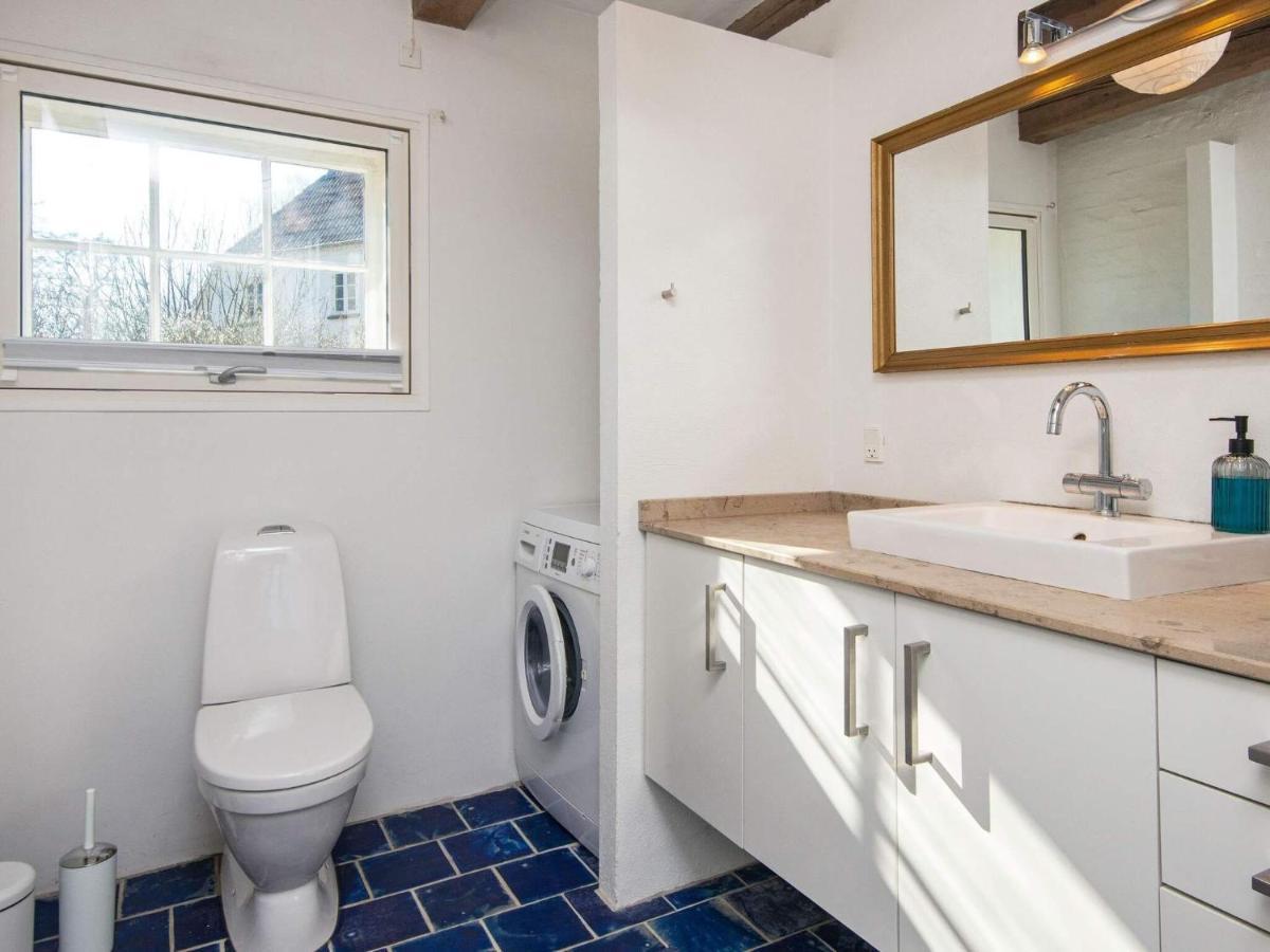 Holiday Home Varnaeshoved Обенро Екстериор снимка